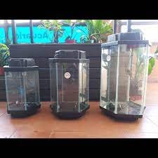 PECERA HEXAGONAL N-2 C/TAPA Y BASE 40 CM ALTO
