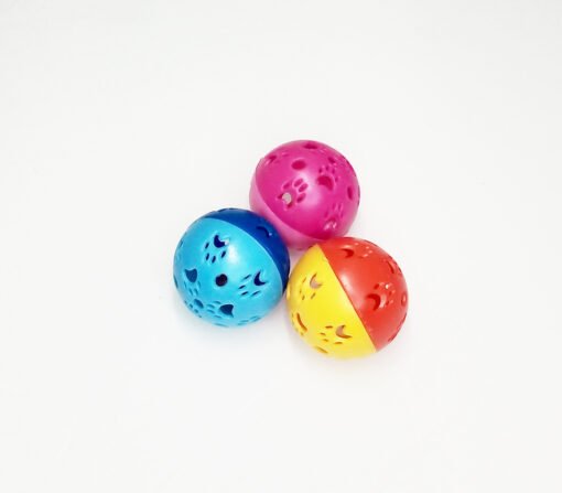 PELOTA P/GATO C/CASCABEL 5CM X 3 UN MILLEX